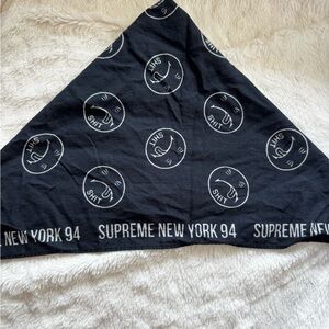 Supreme scarf  with Iconic Graphics